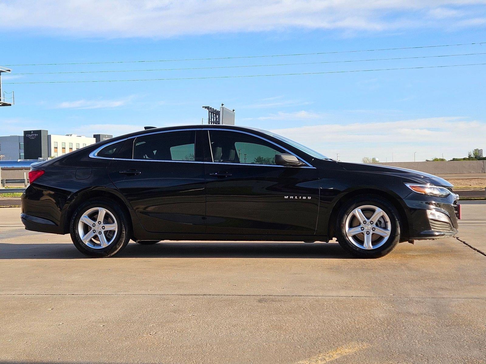 2022 Chevrolet Malibu LS