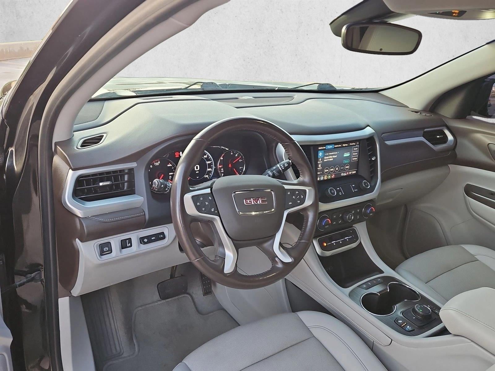 2022 GMC Acadia SLT