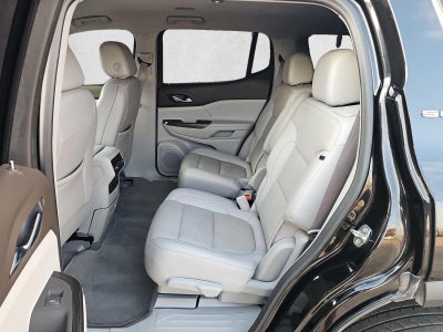 2022 GMC Acadia SLT