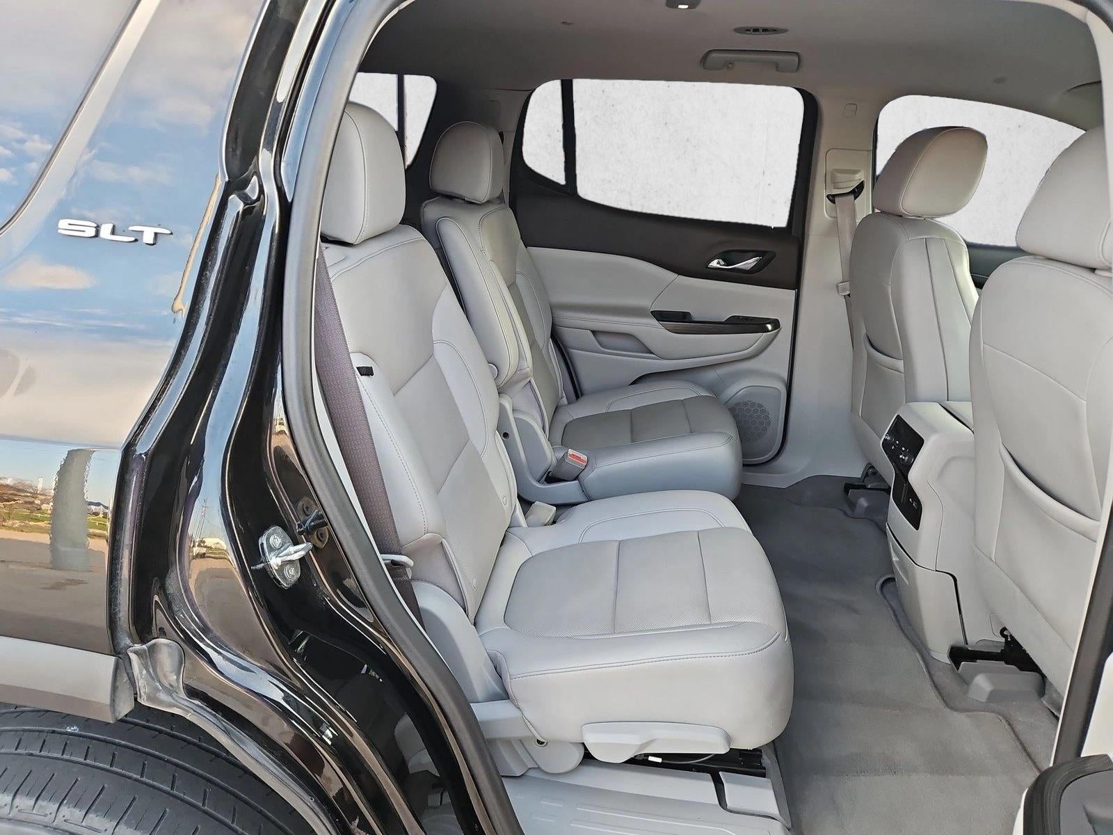 2022 GMC Acadia SLT