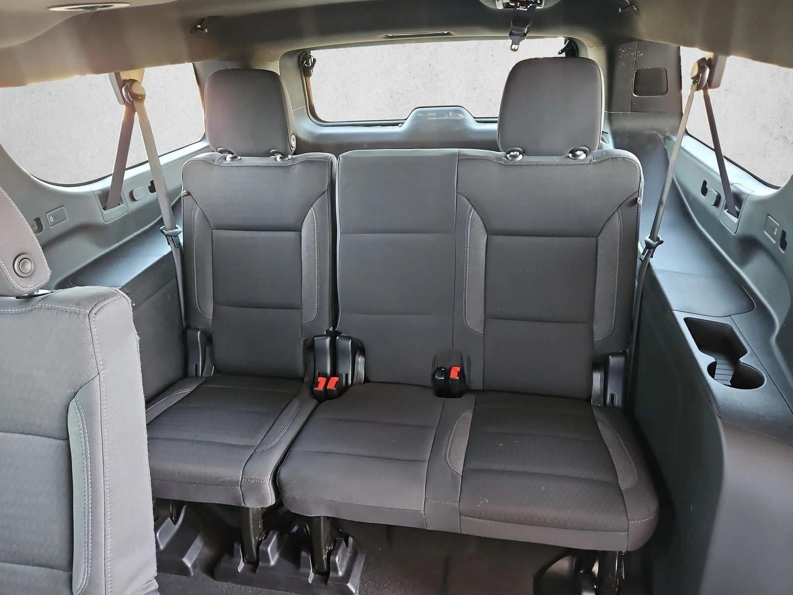 2025 Chevrolet Suburban LS