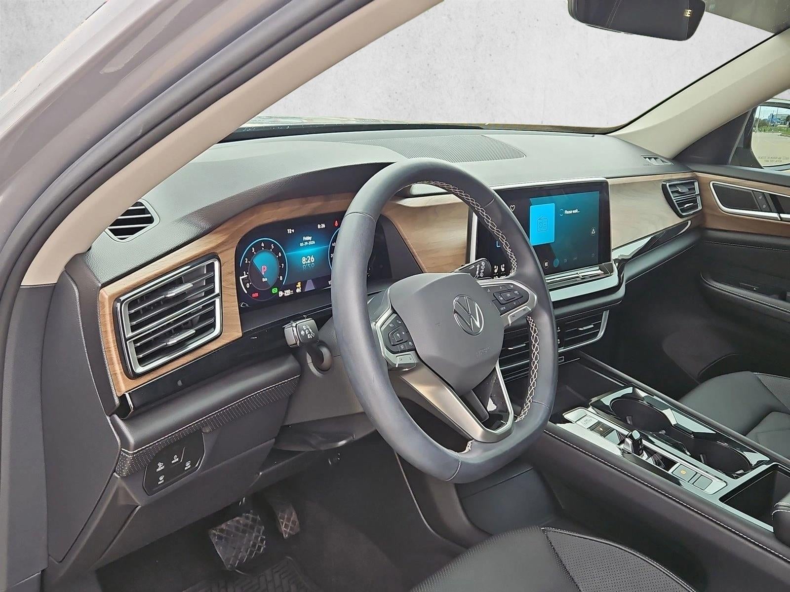 2024 Volkswagen Atlas 2.0T SE w/Technology