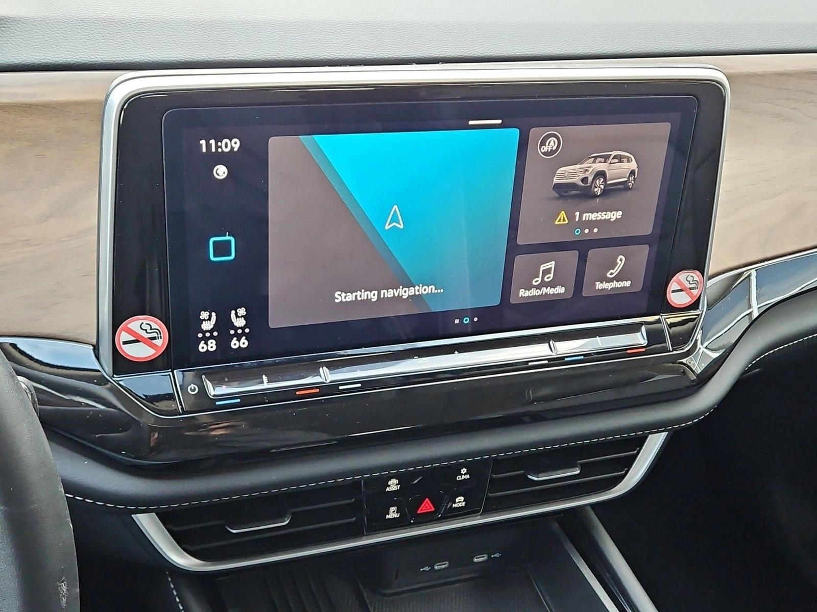 2025 Volkswagen Atlas 2.0T SE w/Technology