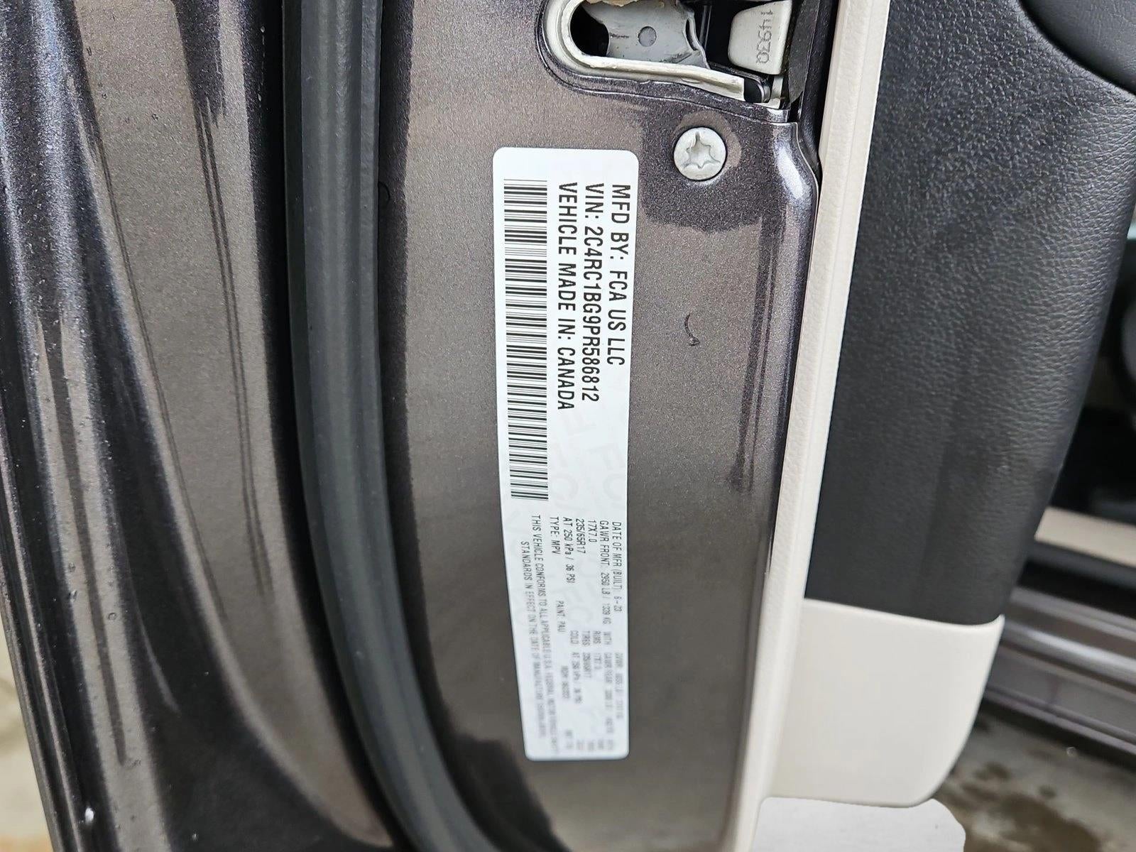 2023 Chrysler Pacifica Touring L