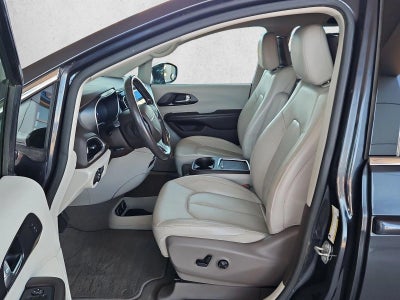 2020 Chrysler Pacifica Touring L Plus