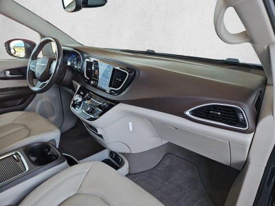 2020 Chrysler Pacifica Touring L Plus