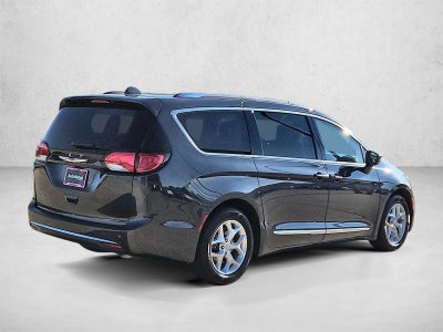 2020 Chrysler Pacifica Touring L Plus