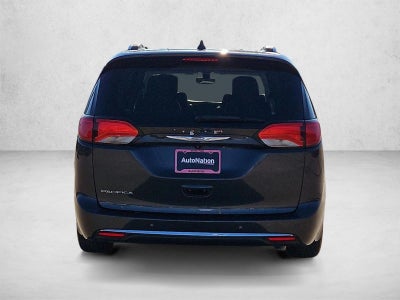 2020 Chrysler Pacifica Touring L Plus
