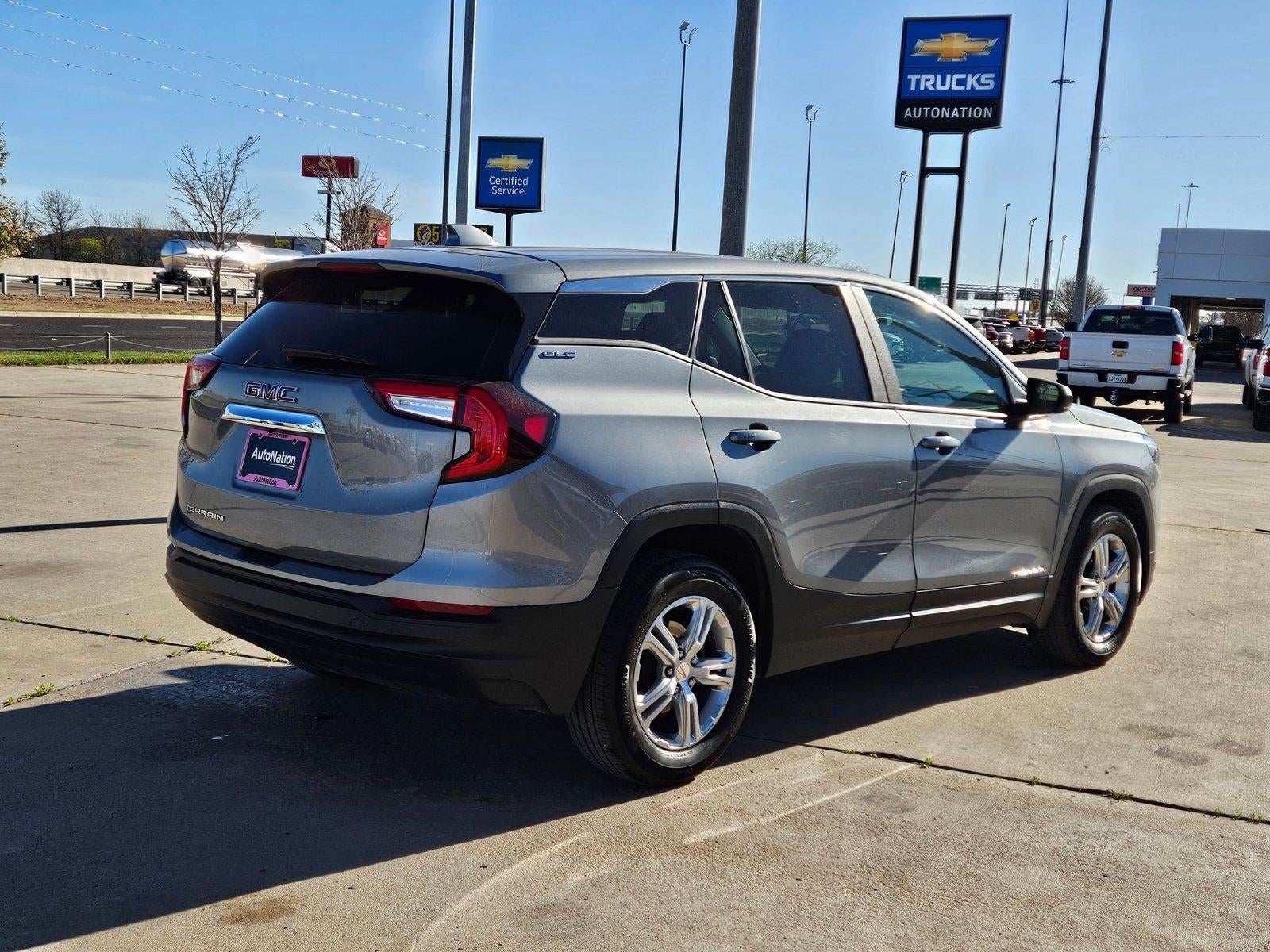 2024 GMC Terrain SLE