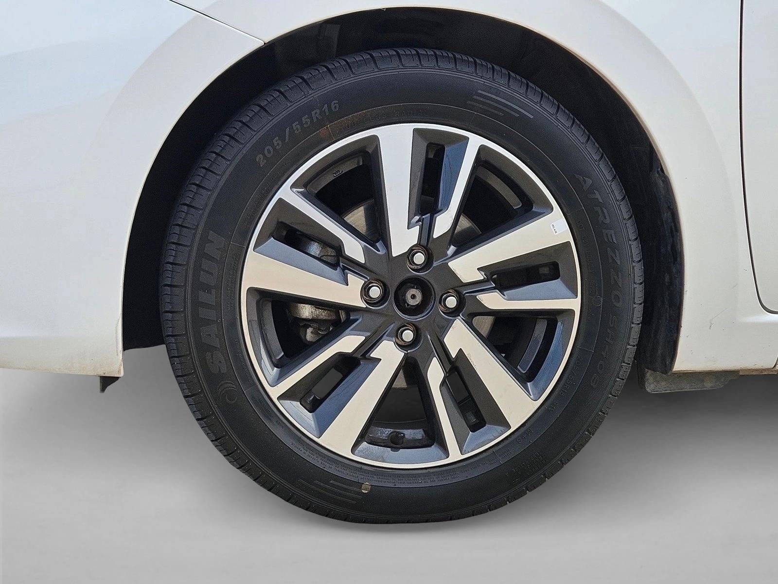 2024 Nissan Versa SV