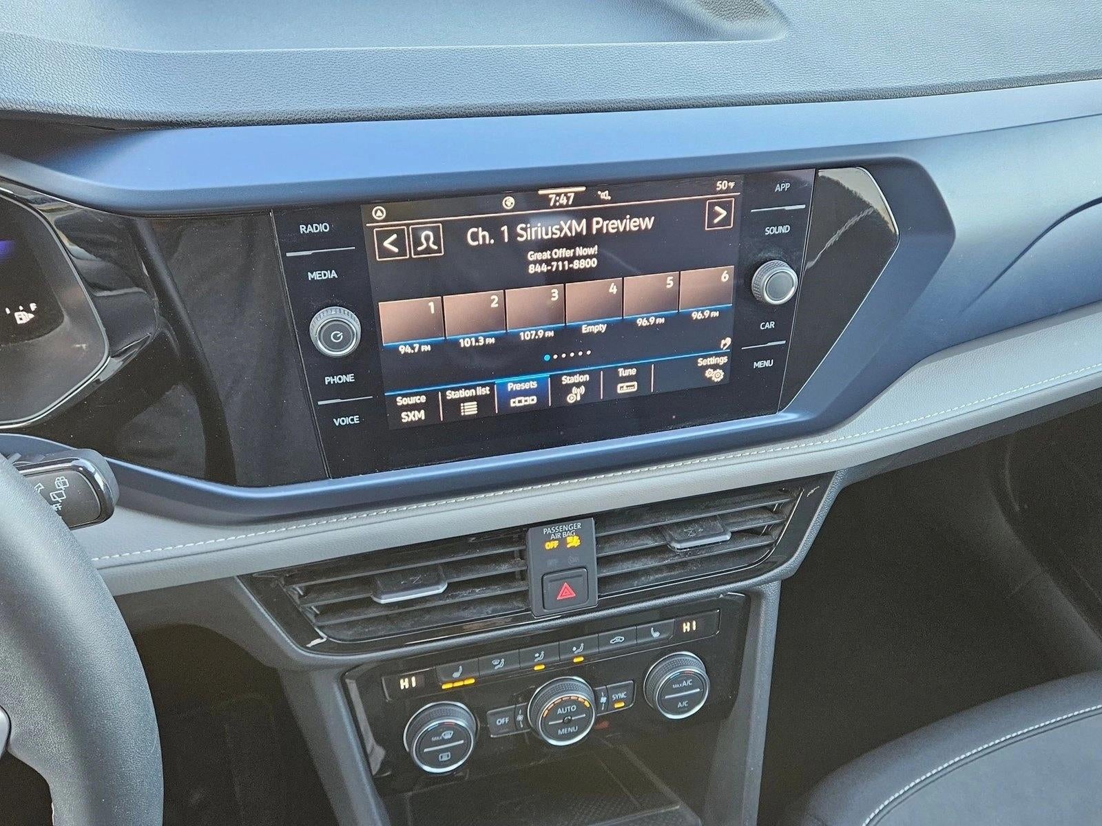 2024 Volkswagen Taos SE