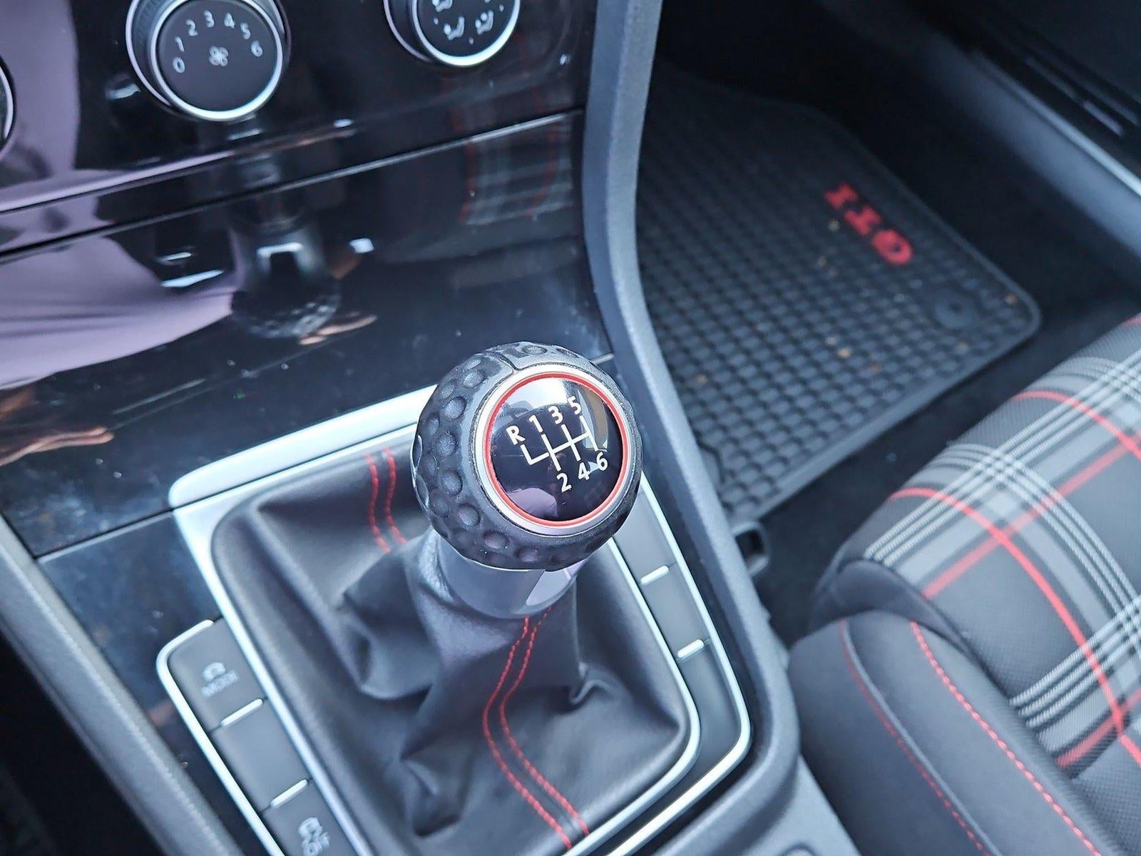 2021 Volkswagen Golf GTI 2.0T S