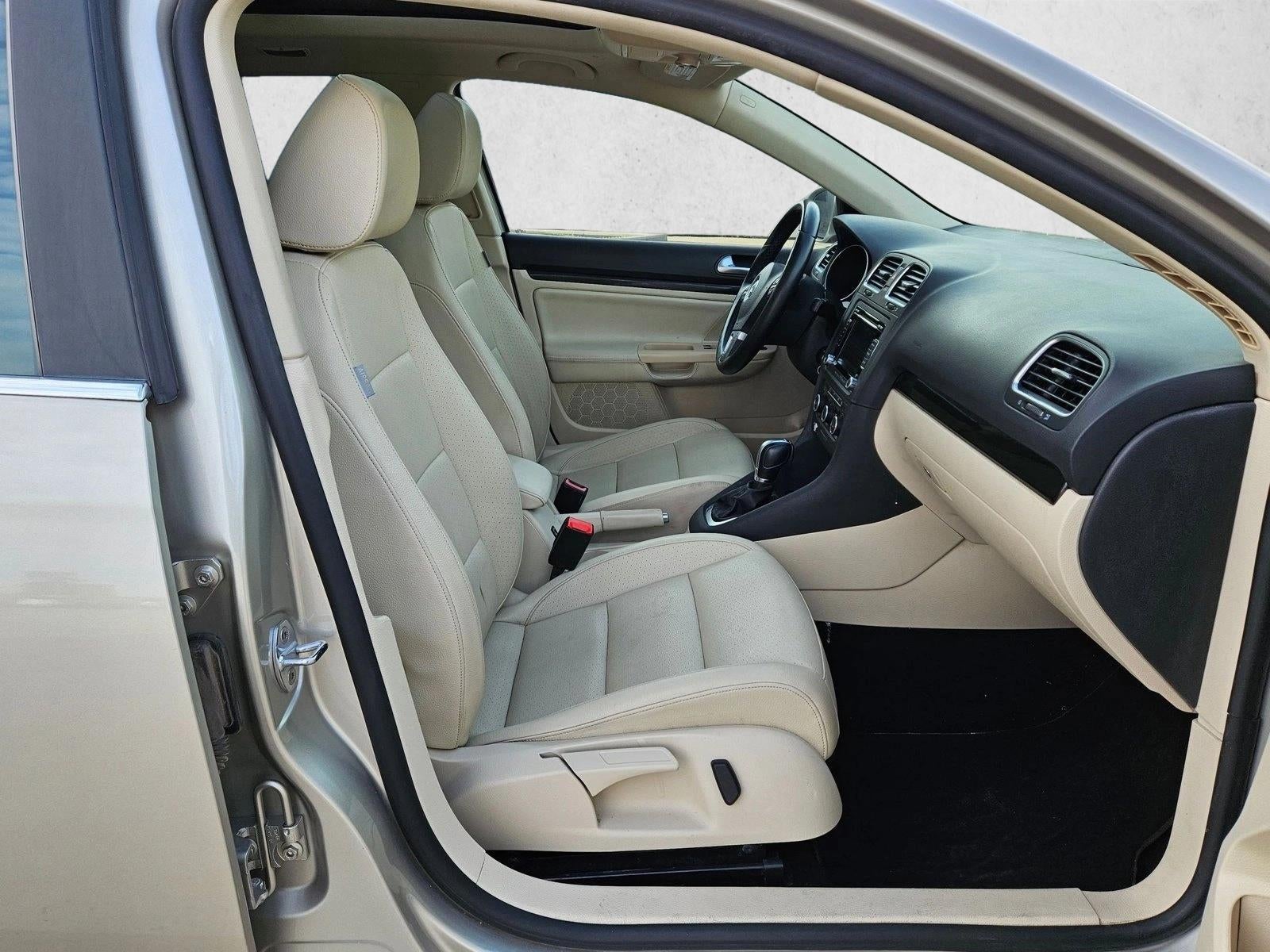 2014 Volkswagen Jetta SportWagen TDI w/Sunroof