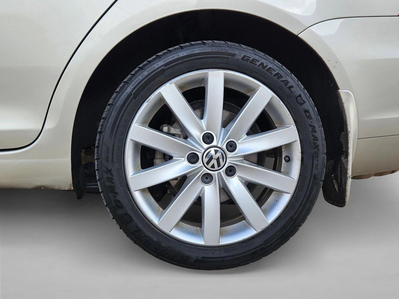 2014 Volkswagen Jetta SportWagen TDI w/Sunroof