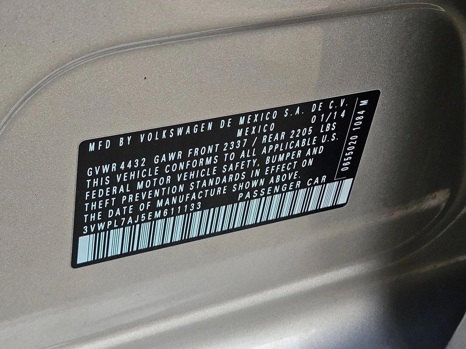 2014 Volkswagen Jetta SportWagen TDI w/Sunroof