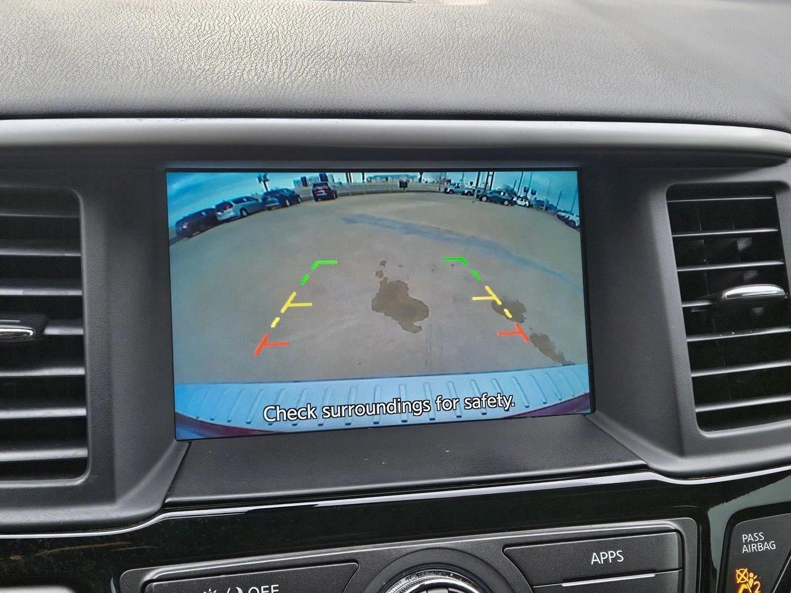 2020 Nissan Pathfinder SV