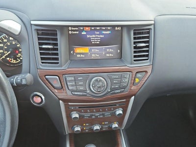 2017 Nissan Pathfinder Platinum