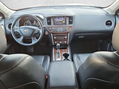 2017 Nissan Pathfinder Platinum