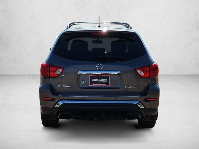 2017 Nissan Pathfinder Platinum