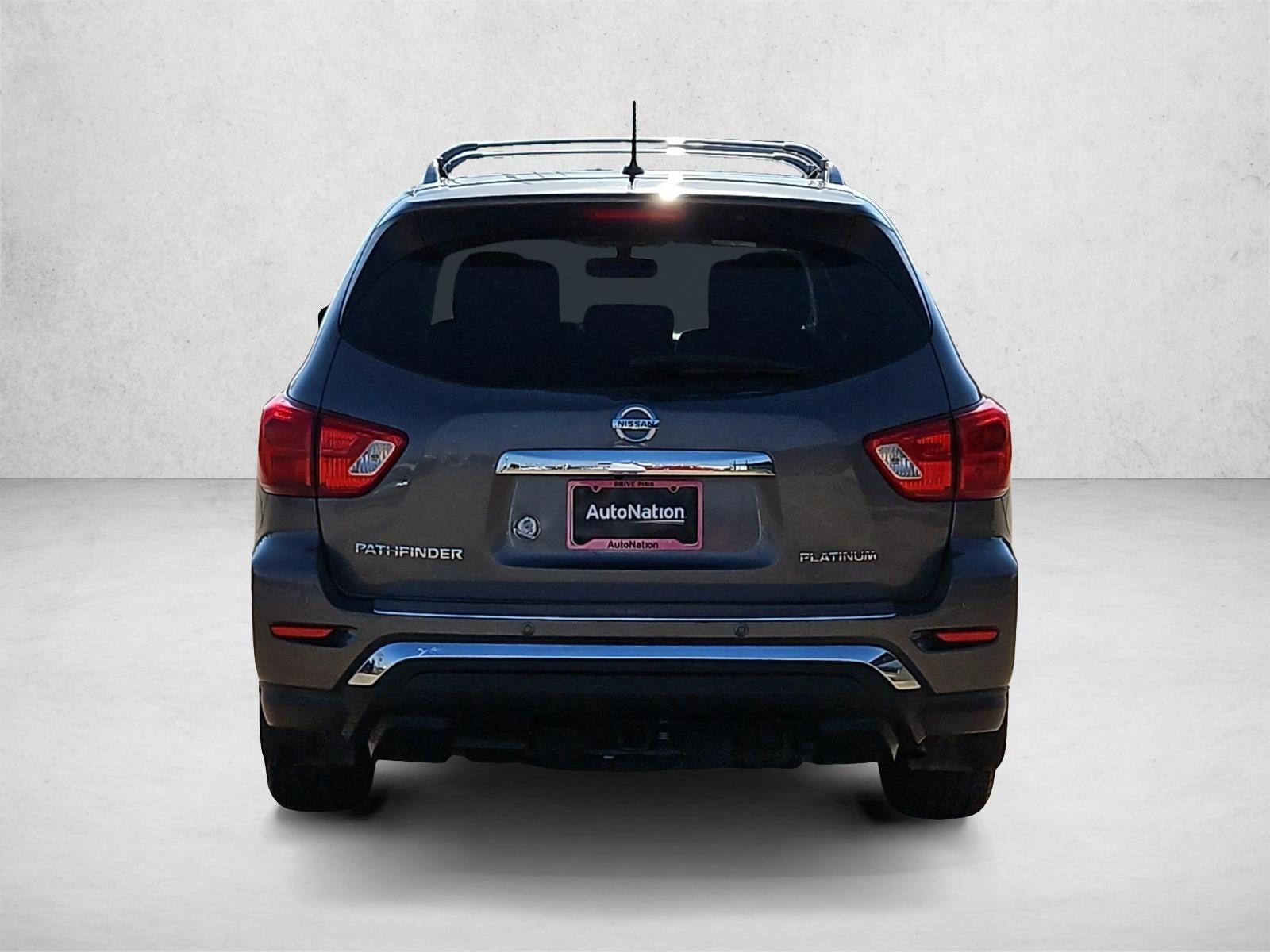 2017 Nissan Pathfinder Platinum