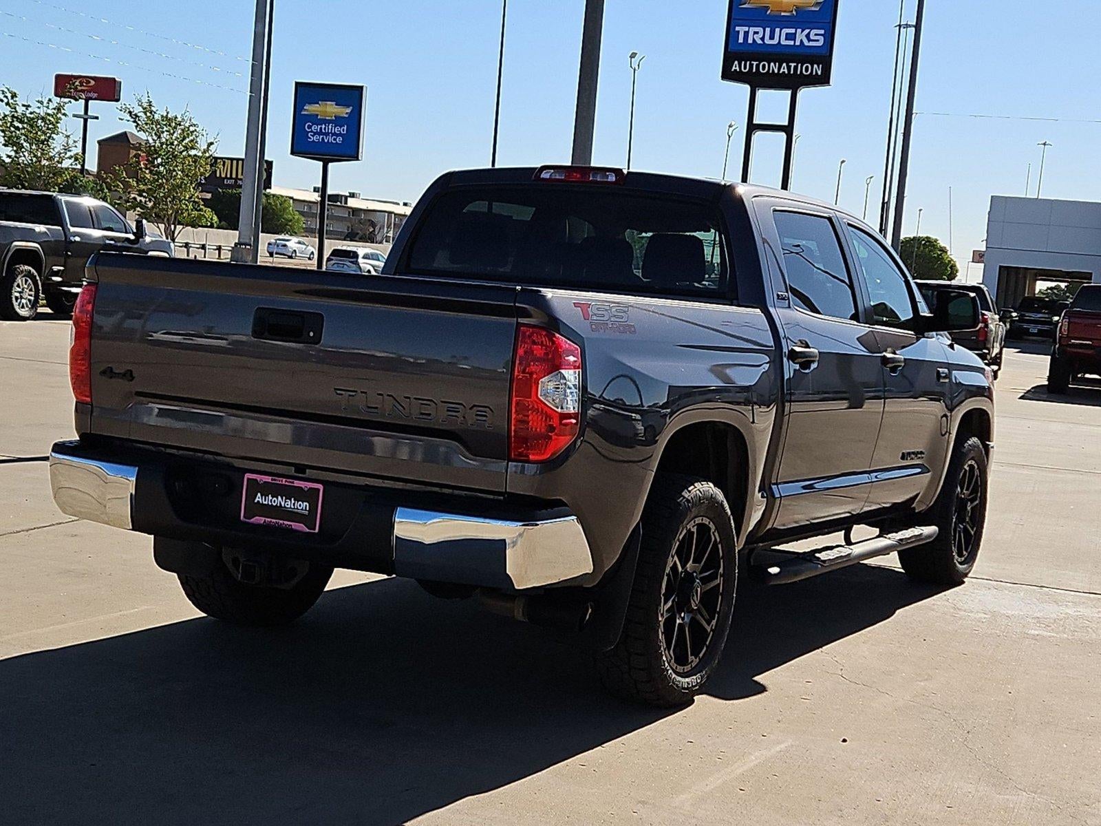 2017 Toyota Tundra 4WD SR5