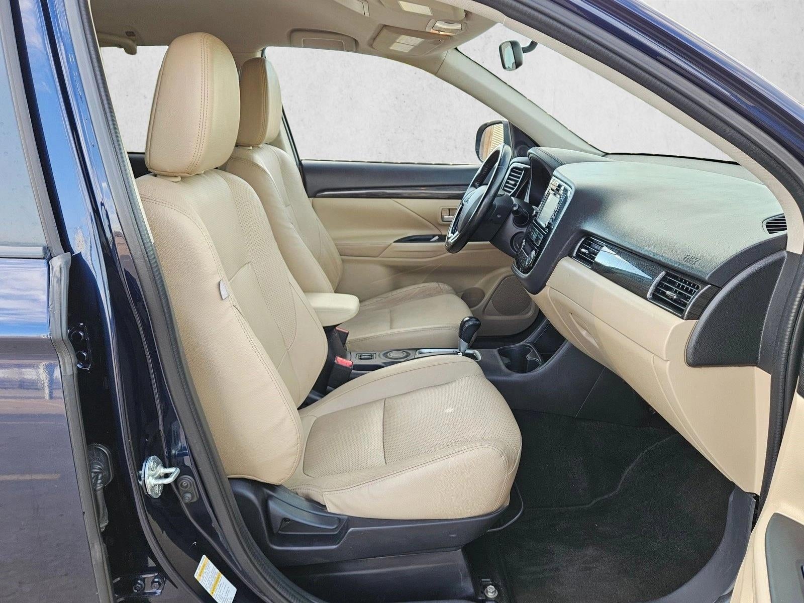 2016 Mitsubishi Outlander SE