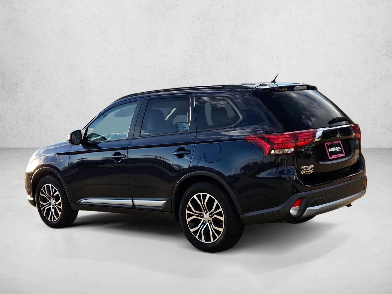 2016 Mitsubishi Outlander SE
