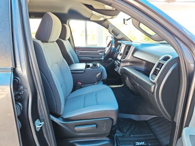 2022 RAM 1500 Big Horn Crew Cab 4x4 5'7" Box