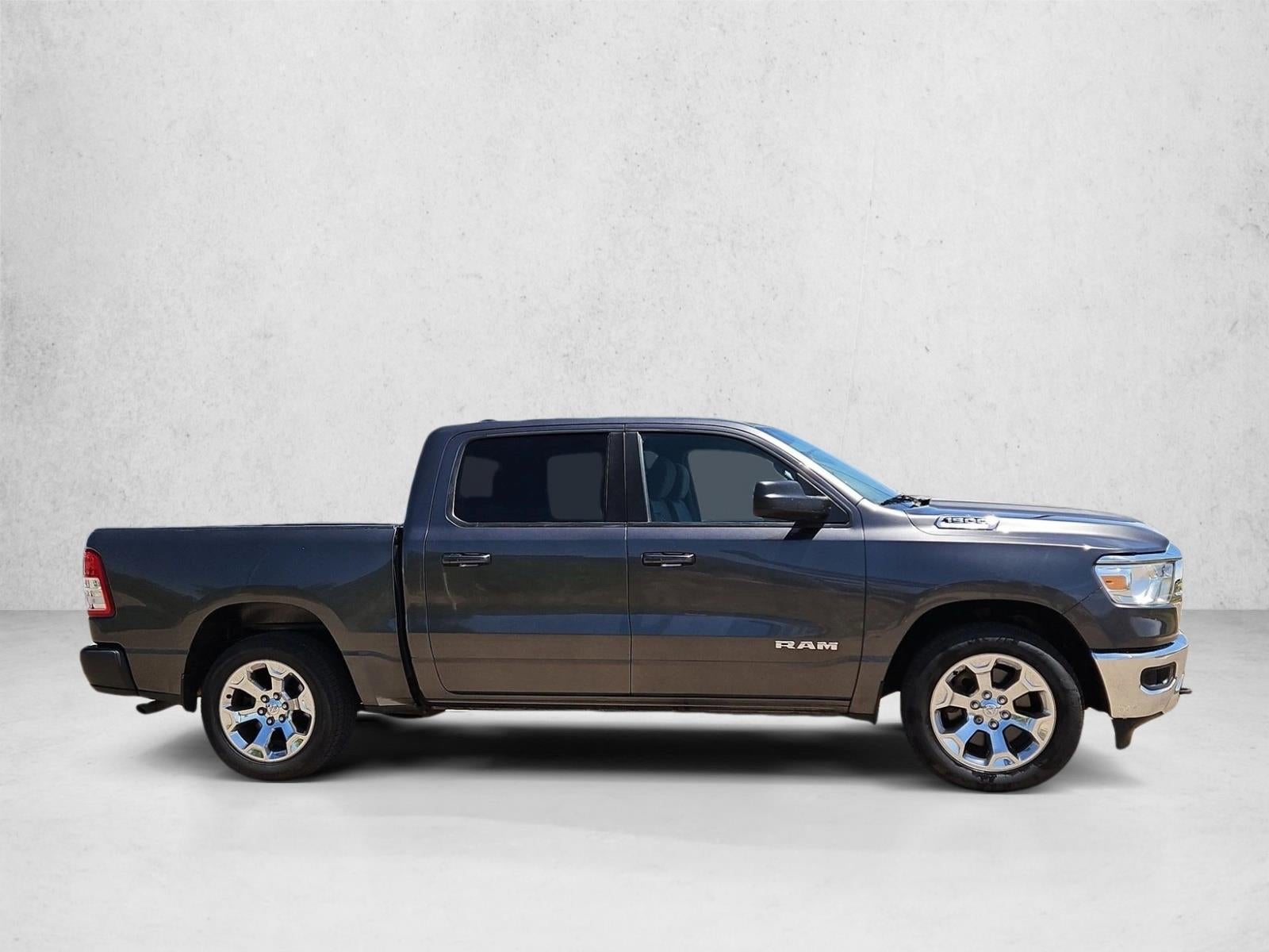 2022 RAM 1500 Big Horn Crew Cab 4x4 5'7" Box