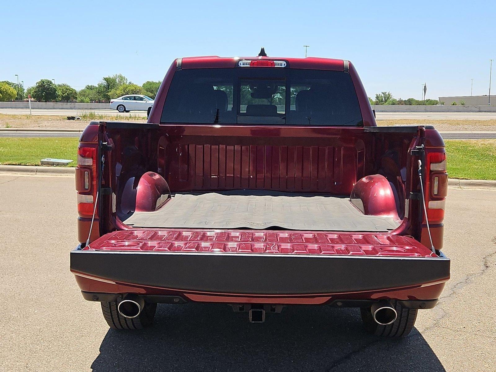 2022 RAM 1500 Laramie Crew Cab 4x4 5'7" Box