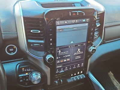 2022 RAM 1500 Laramie Crew Cab 4x4 5'7" Box