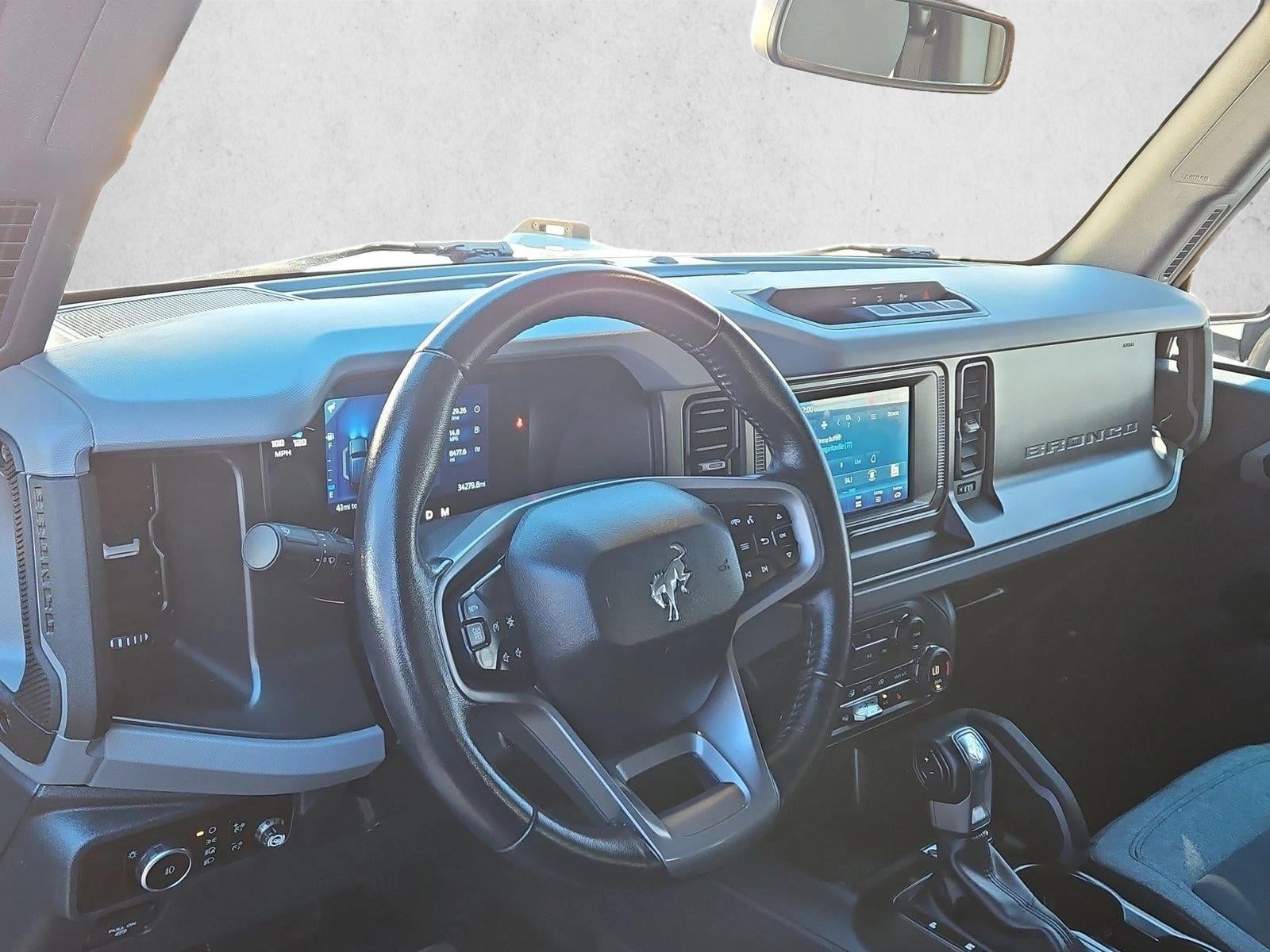 2023 Ford Bronco Base