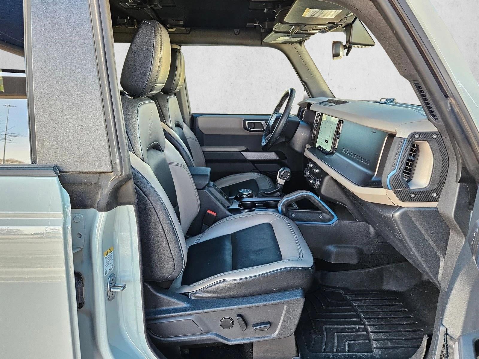 2023 Ford Bronco Base