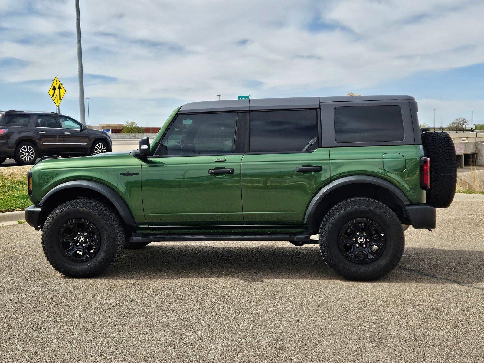 2023 Ford Bronco Base
