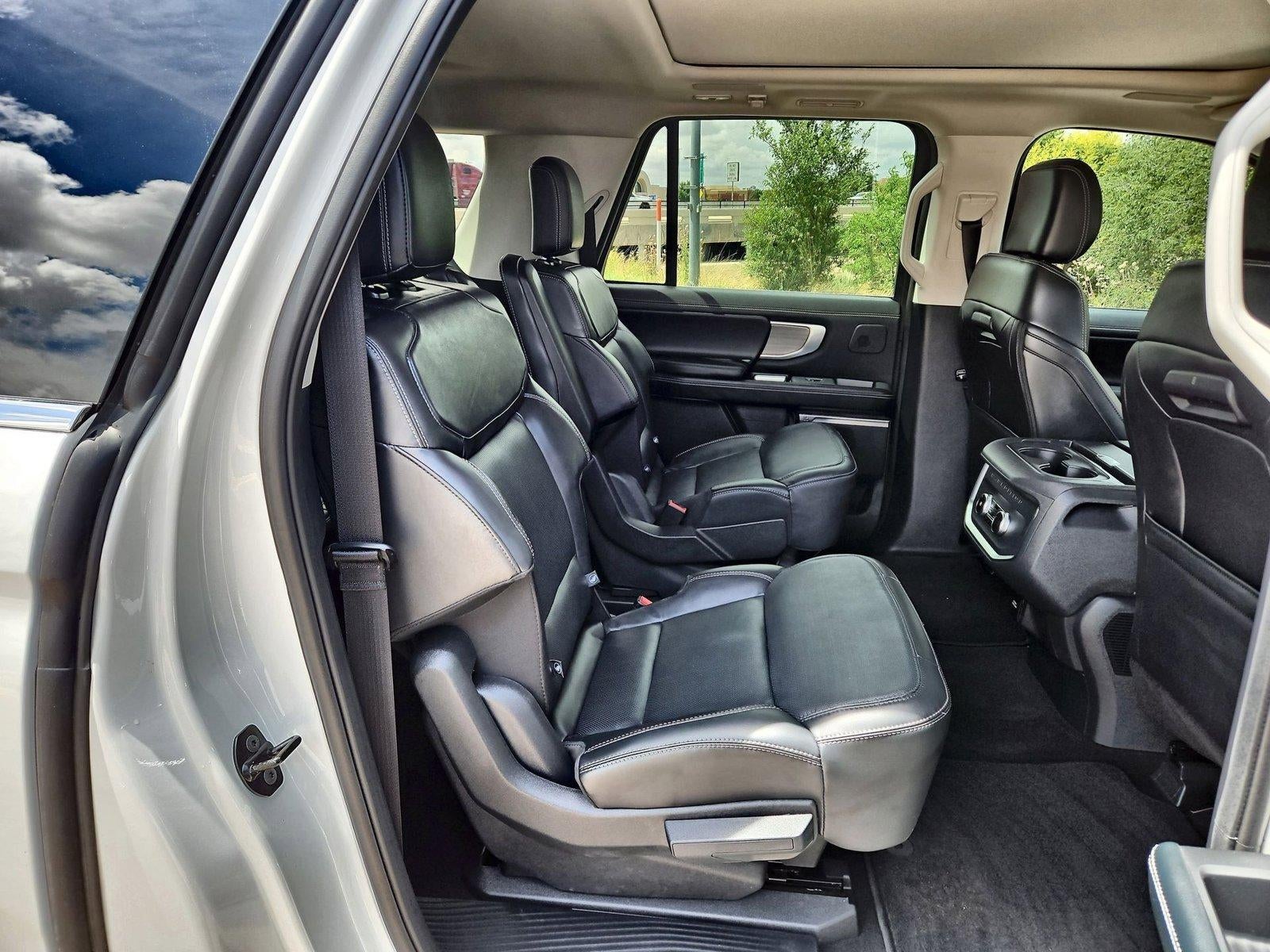 2025 Ford Expedition Platinum MAX