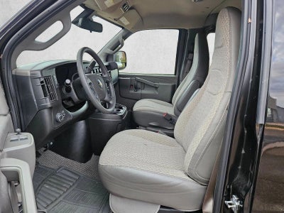 2024 Chevrolet Express Passenger 2500 1LT