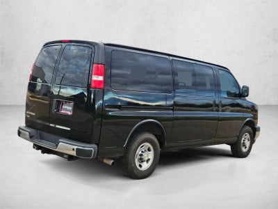 2024 Chevrolet Express Passenger 2500 1LT