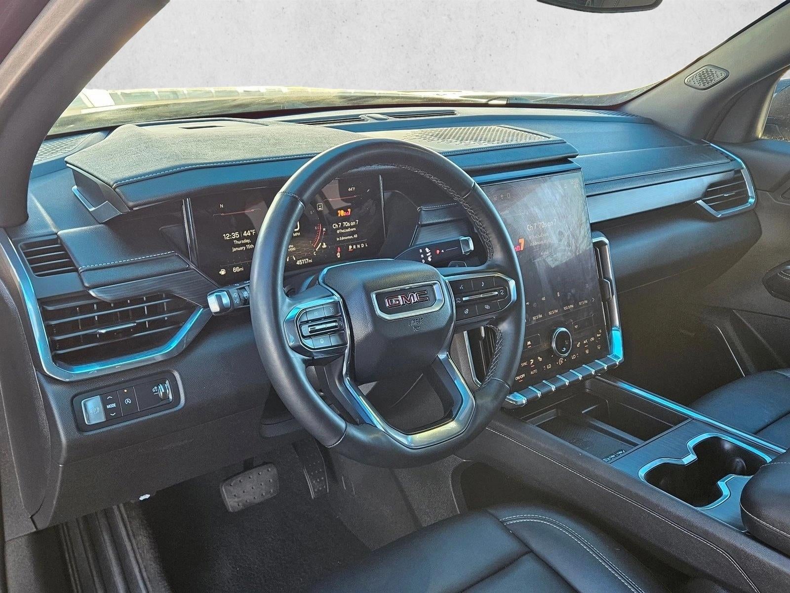 2024 GMC Acadia Elevation