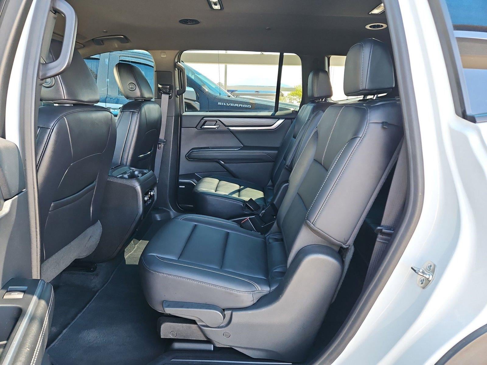 2024 GMC Acadia Elevation