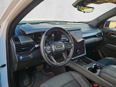 2025 GMC Acadia AT4
