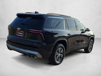 2024 Chevrolet Traverse LT