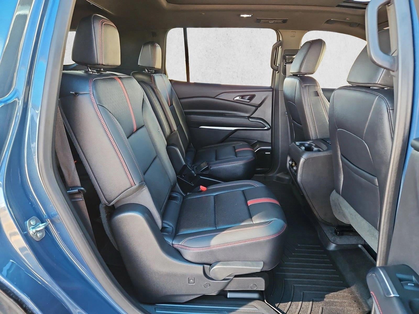 2025 Chevrolet Traverse RS