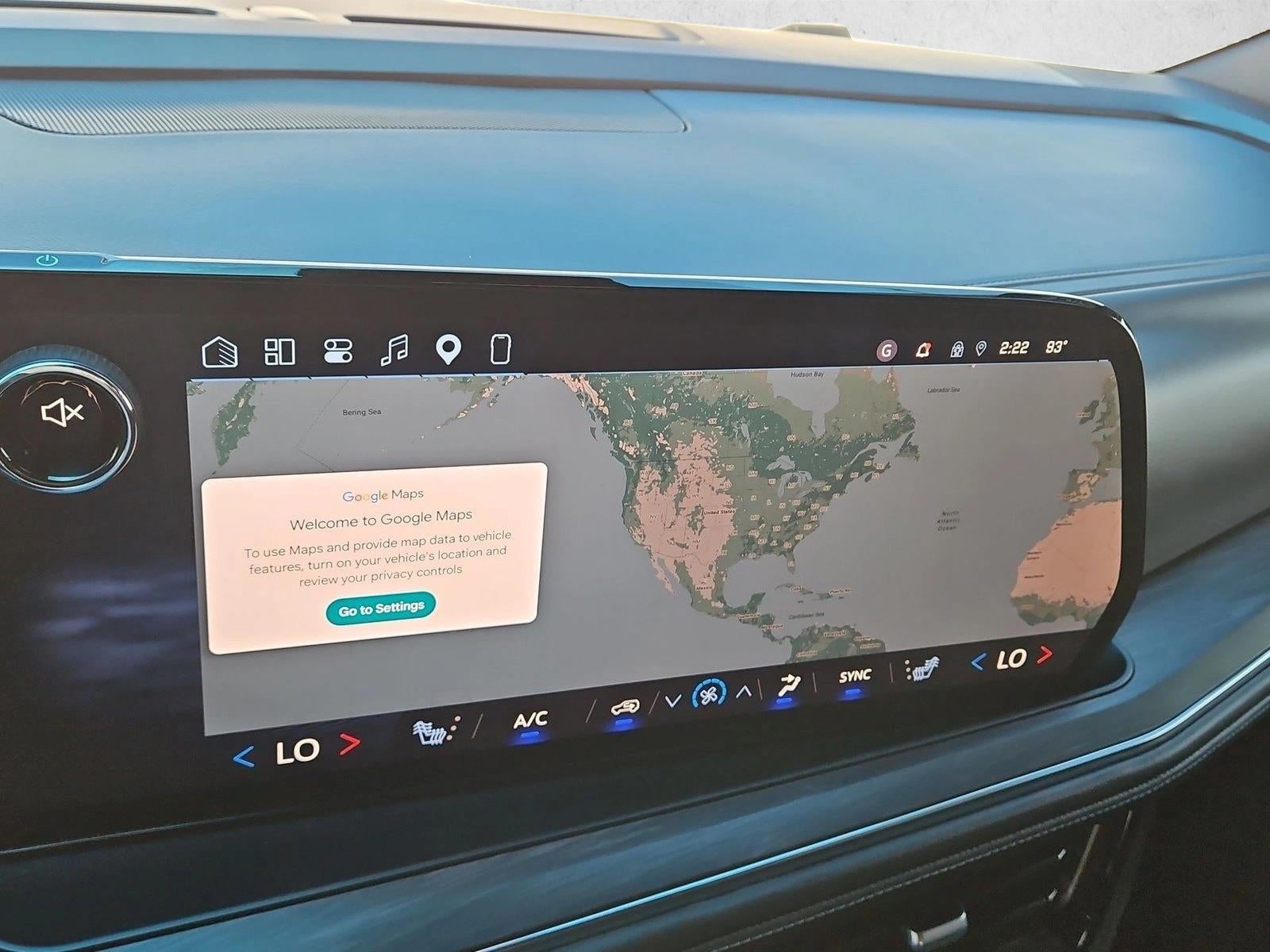 2025 Chevrolet Suburban LT - Photo 13