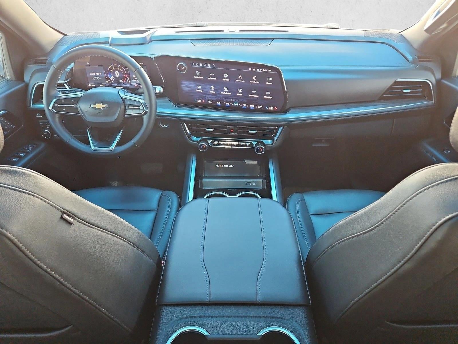 2025 Chevrolet Suburban LT - Photo 19