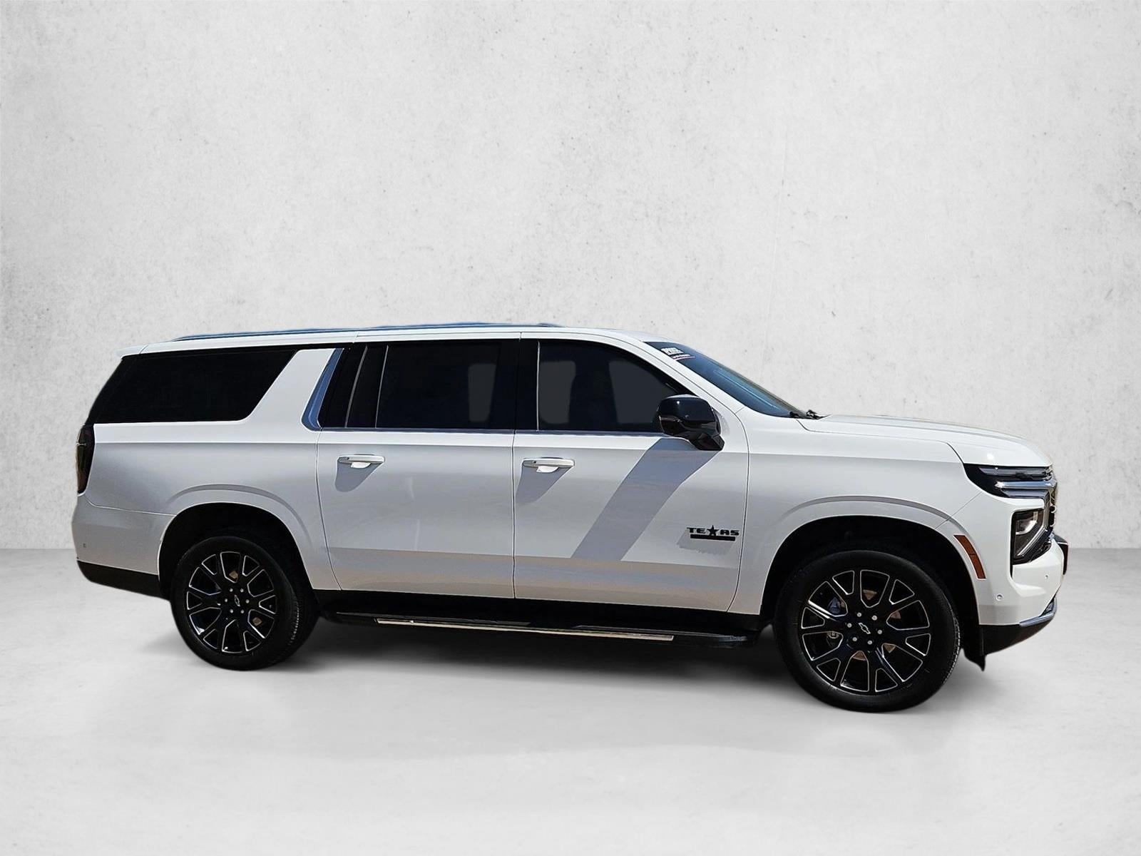 2025 Chevrolet Suburban LT