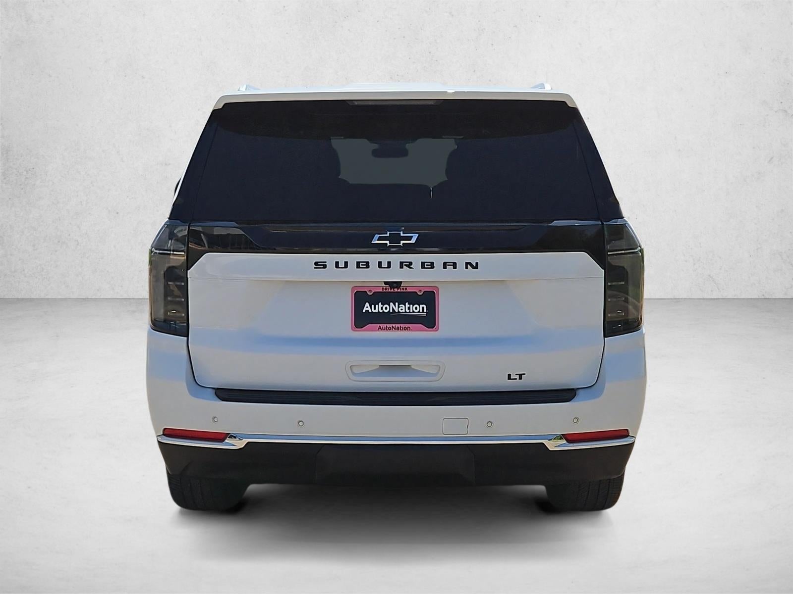 2025 Chevrolet Suburban LT - Photo 7