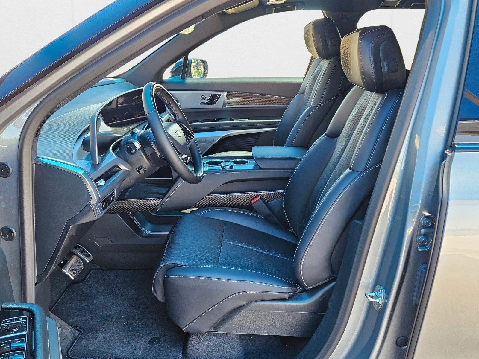 2026 Cadillac VISTIQ Luxury