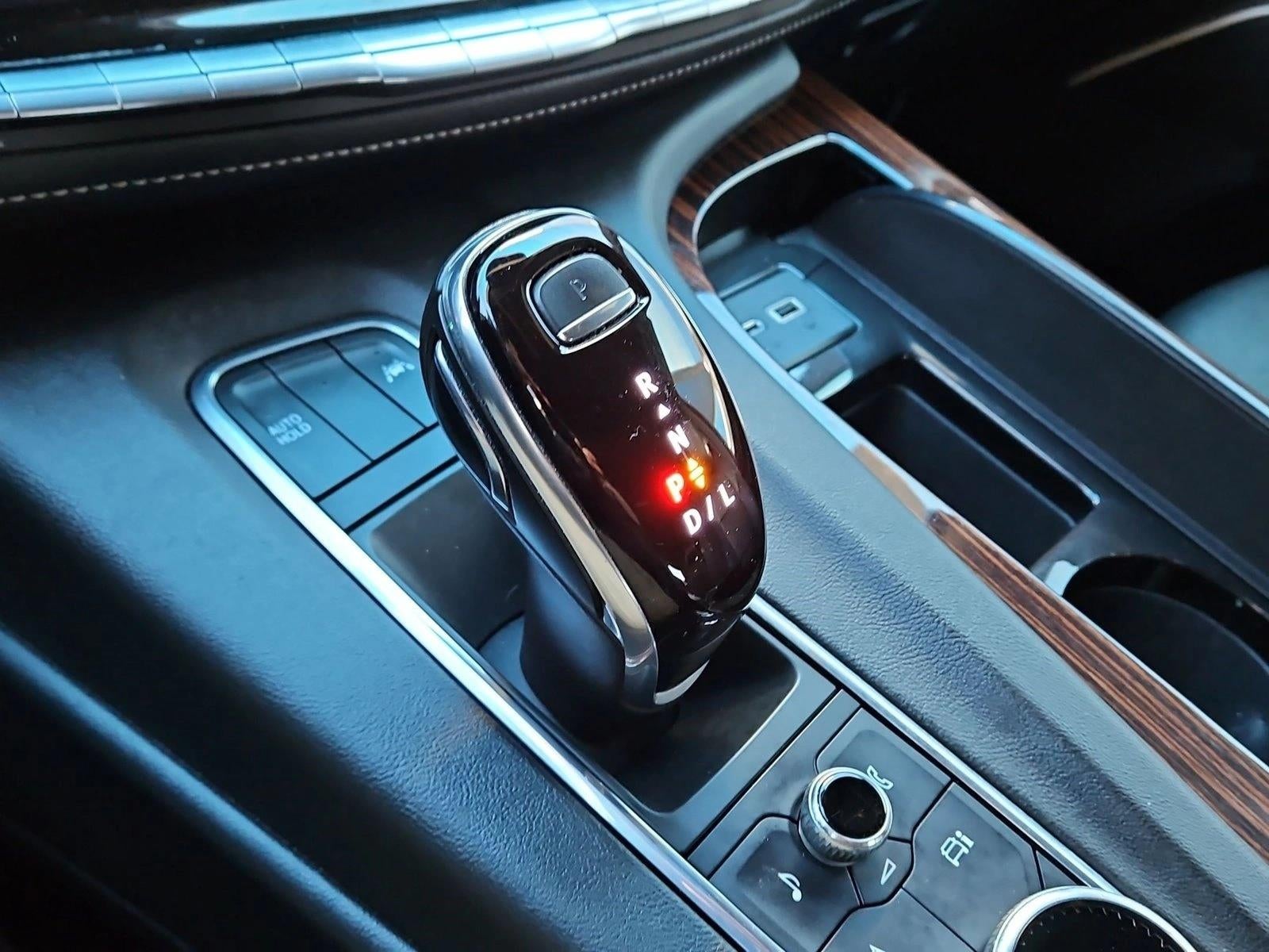 2022 Cadillac Escalade Luxury