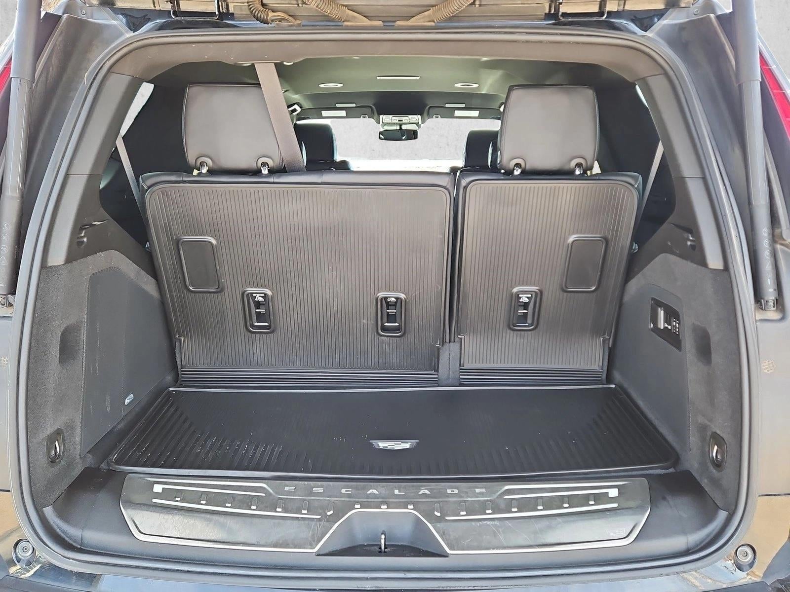 2022 Cadillac Escalade Luxury