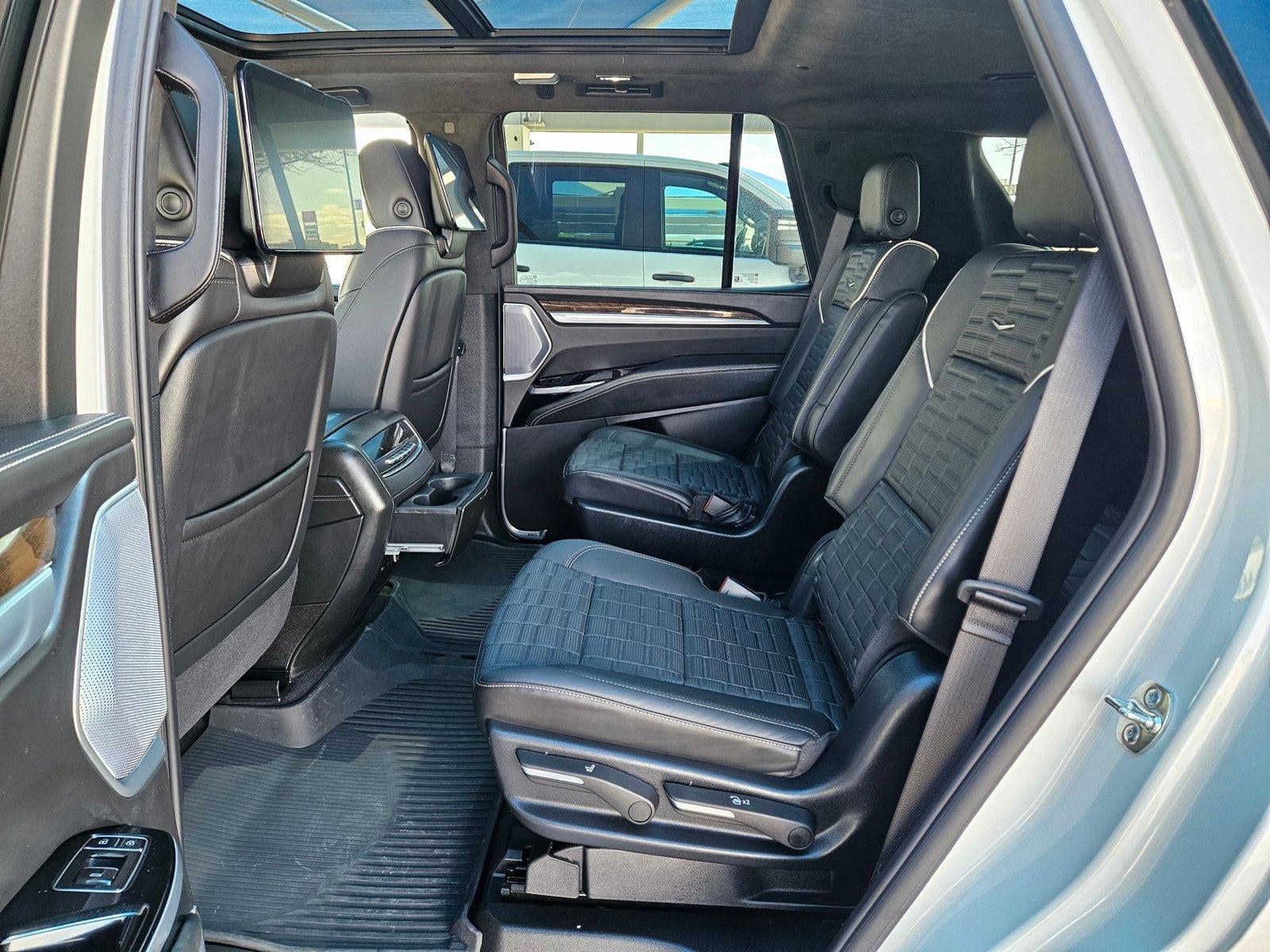 2025 Cadillac Escalade Sport Platinum